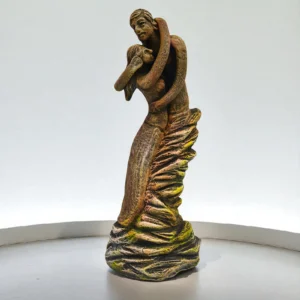 Handmade Terracotta Couple Embrace Statue – Burnt Clay Decorative Art (10×4 inch, 700g)